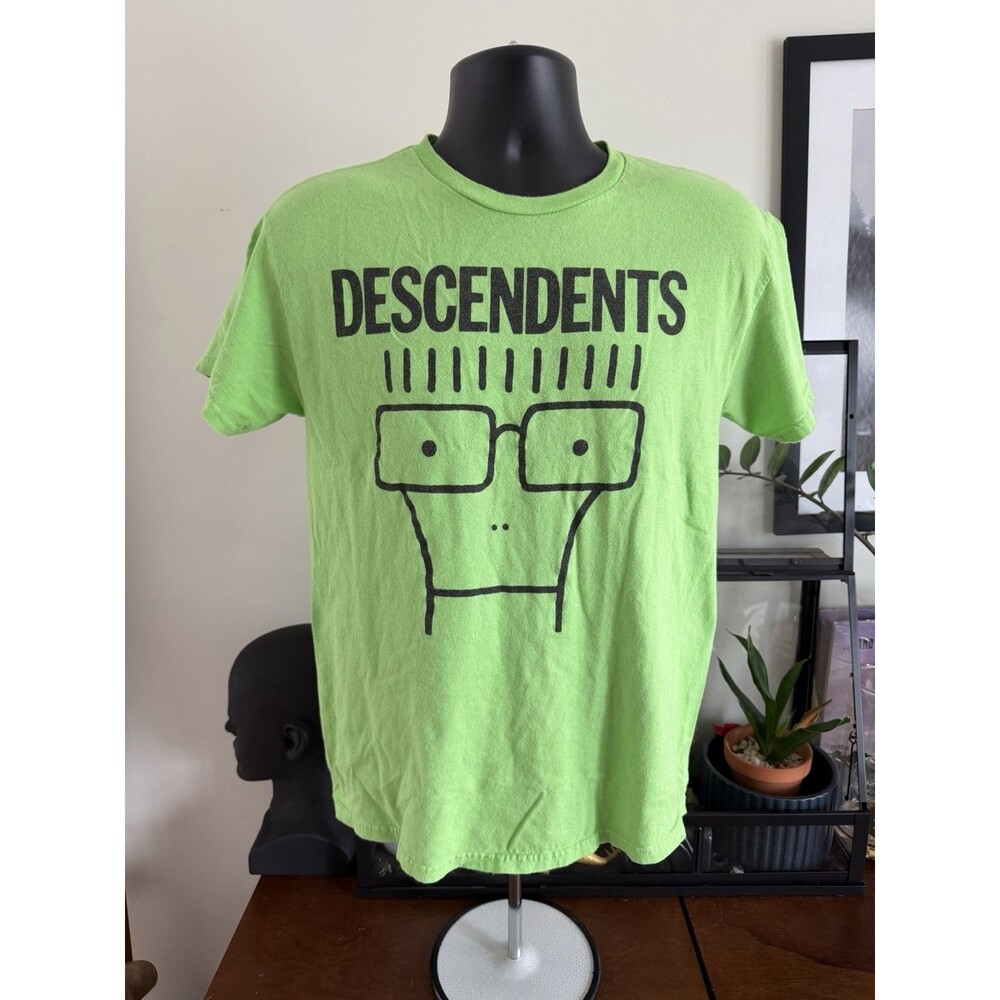 Vintage 2000s Descendents Milo Punk Rock Band T Shirt Gildan Green Medium